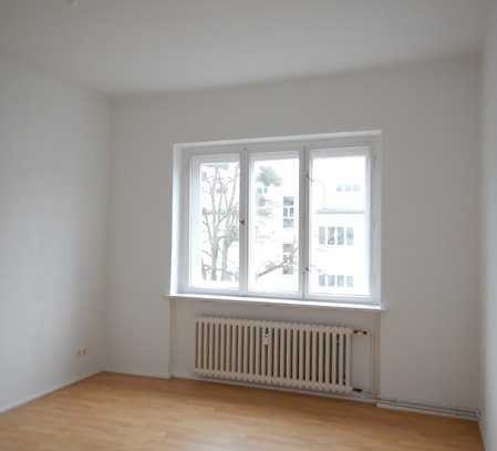 2 Zimmer | Balkon | in der grünen Siemensstadt