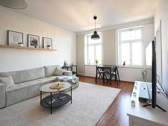Zentrale Lage - 2 Zimmer-Wohnung im denkmalgeschützten sanierten Altbau in DD-Friedrichstadt