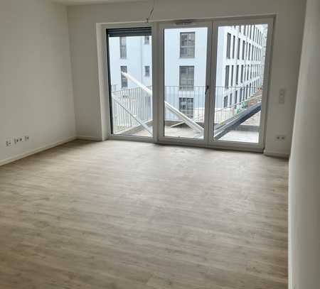 Helle, moderne 3-Zimmer Wohnung mit Balkon und Stellplatz