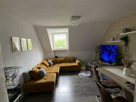 Gut geschnittene 3-Zimmer-Wohnung zur Miete in Köln Höhenhaus mit Aussicht auf viel Grün!