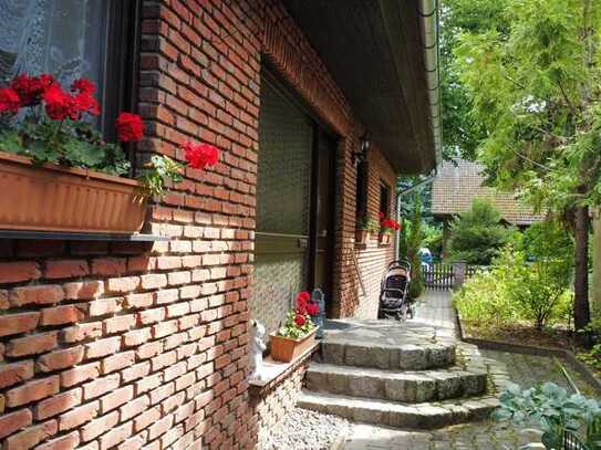 Einfamilienhaus mit Einliegerwohnung in Glienicke/Nordbahn