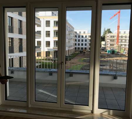 Stilvolle, neuwertige 3-Zimmer-Wohnung mit Balkon und Einbauküche in Berlin Waidmannslust