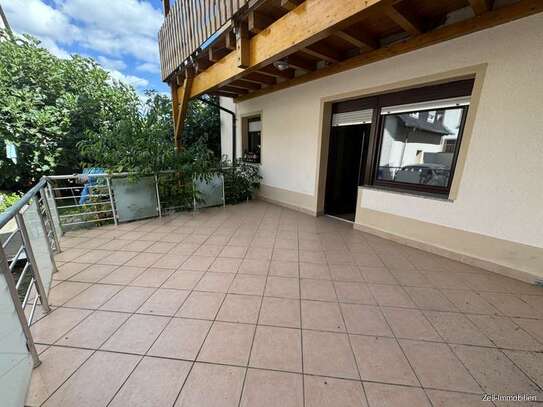 4 Zimmer Wohnung mit Terrasse