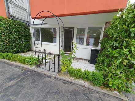 Schöne Untergeschosswohnung mit Terrasse und modernem Badezimmer