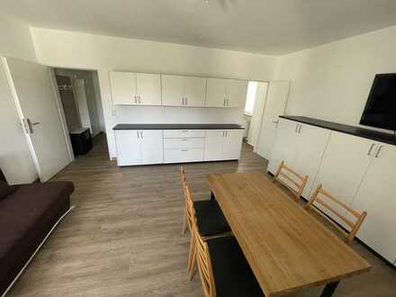Exklusive, geräumige 1-Zimmer-Wohnung mit Balkon und Einbauküche in Wiesbaden