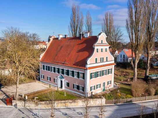 Geschichtsträchtiges Schloss in Donaumünster