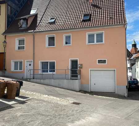 Geschmackvolle 4-Raum-Wohnung mit EBK in Hechingen
