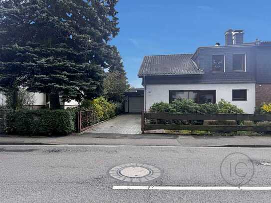 Renovierungsbedürftiges, familienfreundliches Haus mit idyllischem Garten sucht neue Eigentümer