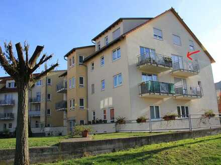 Schöne 1-Zimmer-Wohnung mit Balkon und EBK in Obersulm