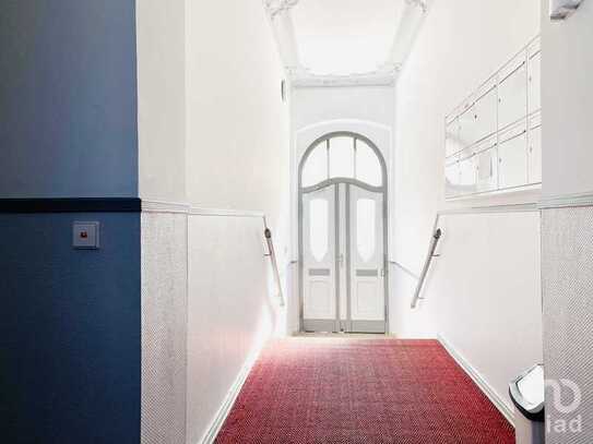 Für Altbauliebhaber: Wunderschöne großzügige Zweizimmerwohnung mit Südbalkon