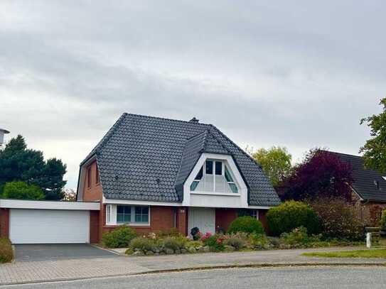 Exklusives Architektenhaus in gesuchter Wohnlage von Neumünster