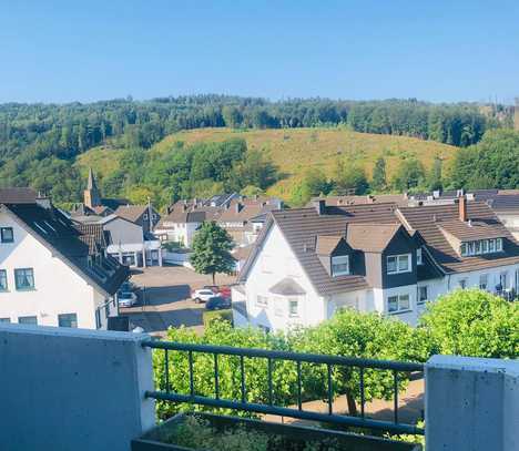 2-Zimmer-Wohnung mit traumhaftem Panoramablick ins Bergische Land