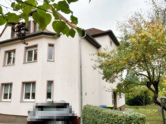 ERSTBEZUG nach Komplettrenovierung. !!! 4 RWE mit zus. Esszimmer und Balkon !!!