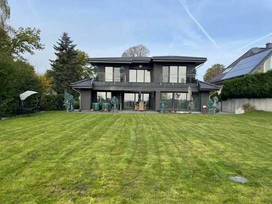 Modernes Einfamilienhaus mit unverbautem Fernblick am Stadtrand von Köln