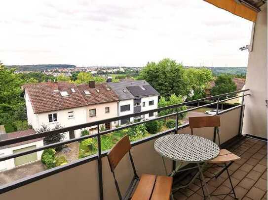 3,5 Zimmer-Wohnung mit Einbauküche, Balkon inkl. Aussicht