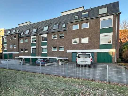 Helle Drei-Raum-Wohnung mit großem Balkon und großer Garage in Ratingen Lintorf