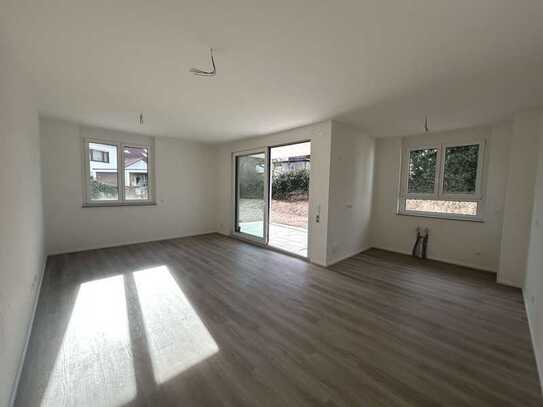 Erstbestbezug: sensationelle 4 Zi-Gartenwohnung, 2 TG-Stellplätze, Keller, u.v.m.