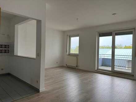 Schöne und helle 2-Zimmer Wohnung mit Balkon und Stellplatz in Vierheim