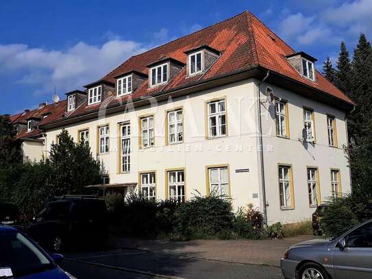 Anfragestop !! Lüneburg-Rotes Feld - Komplett sanierte 4-Zi.-Wohnung im Dachgeschoss