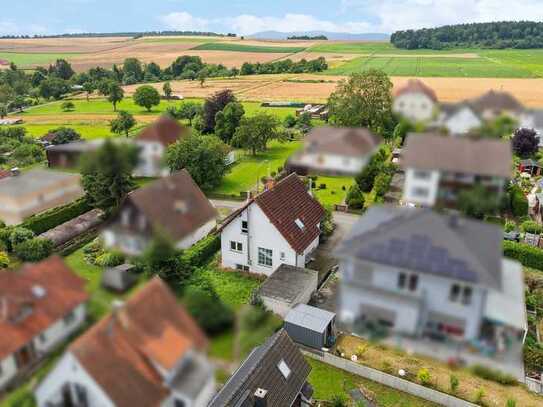 Schickes Einfamilienhaus in Ortsrandlage von Kaichen