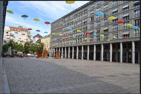 Mega tolle Wohnung in bester Lage*Hell*Lift*Parkett*schöner Platz in Charlottenburg