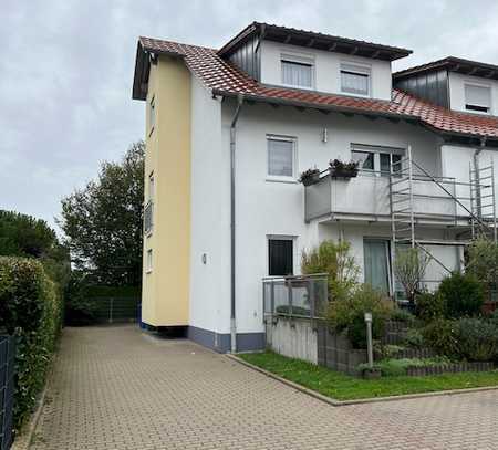 Interessante 4-Zimmer-Maisonette-Wohnung mit Balkon in Malsch