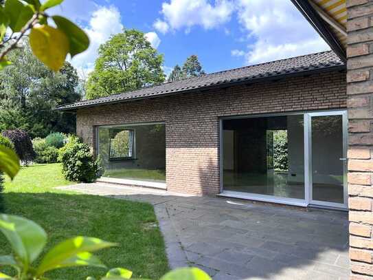 Traumhafter Winkelbungalow in Krefeld-Verberg