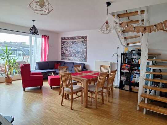 Traumhafte 4-Zimmer-Maisonette-Wohnung mit Balkon in zentraler Lage in Düsseldorf