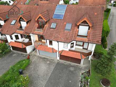 *PROVISIONSFREI* gepflegtes Reihenmittelhaus 
mit Doppelgarage in zentraler Lage
