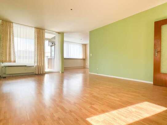 Geräumige 4-Zimmer-Wohnung mit Loggia & Garagenstellplatz in grüner Lage