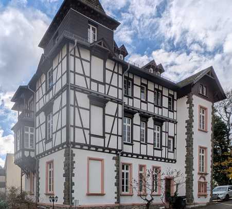 Ihr Büro in Königstein! Ca. 20 m² Bürofläche in historischer Villa. Inklusive Nebenkosten!