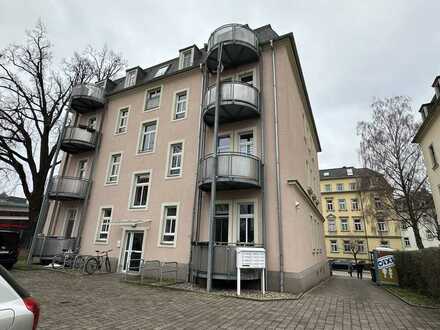 ZWEIRAUMWOHNUNG MIT BALKON, BAD MIT BADEWANNE, ZU BESICHTIGEN AB 03.04.2024 ZU BESICHTIGEN