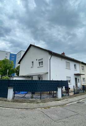 Fröbelstraße 20, 67071 Ludwigshafen