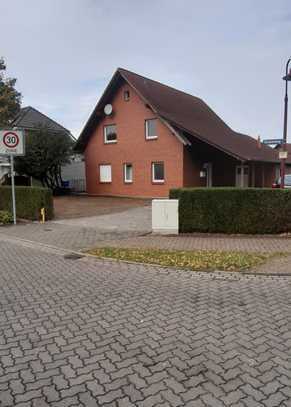 Günstiges, gepflegtes 5-Zimmer-Einfamilienhaus in Wahrenholz