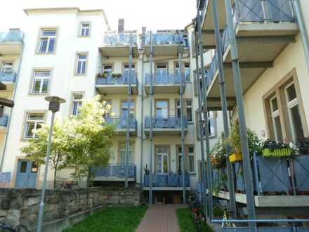 Schöne 2-Zimmerwohnung mit Balkon im Hechtviertel ab 01.08.2023 zu vermieten!