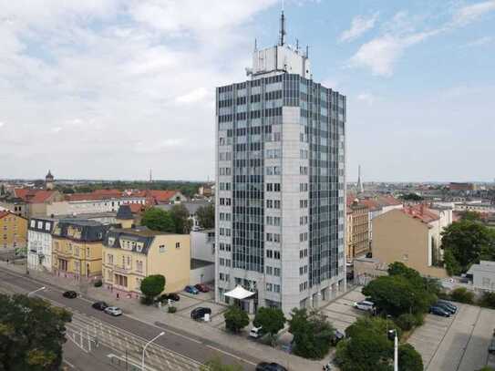 Büro mit Ausblick im HalleTower!