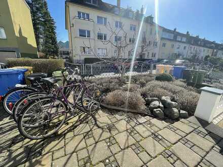 Sehr schöne und ruhige Single-Wohnung mit Einbauküche im Herzen Bonns