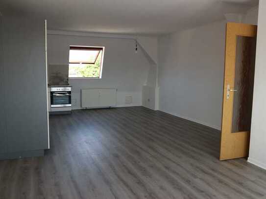 Ansprechende 3-Zimmer-DG-Wohnung + EBK und SP in Güsten