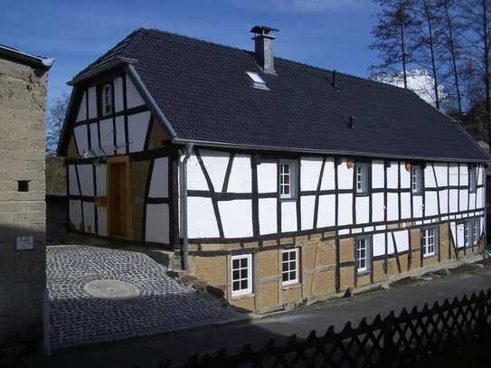 Wohnung in einem modernisierten Fachwerkhaus in Wachtberg -Niederbachem.