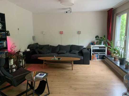 Helle 3-Zimmer-Wohnung mit Balkon und zentraler Lage in Dortmund