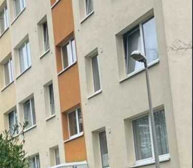 Freundliche 3-Zimmer-Wohnung mit Balkon in Dormagen ,Kapitalanleger gesucht !!
