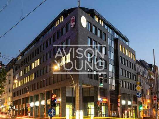 Büroflächen mit begrüntem Innenhof an der Warschauer Brücke