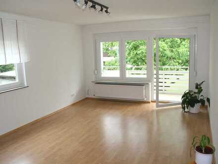 Modernisierte 2-Zimmer-Hochparterre-Wohnung mit Balkon und EBK in Weinsberg
