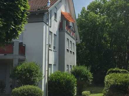 Ruhig und idyllisch gelegene 2,5 Zimmer Wohnung