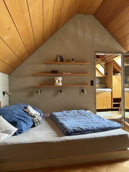 Vollausgebauter Speicher – lichtdurchflutet & vielseitig nutzbar, z. B. als Hobbyraum o.ä.