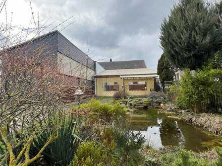 SCHÖNES MEHRGENERATIONENHAUS MIT SONNIGEN GRUNDSTÜCK IN RUHIGER LAGE