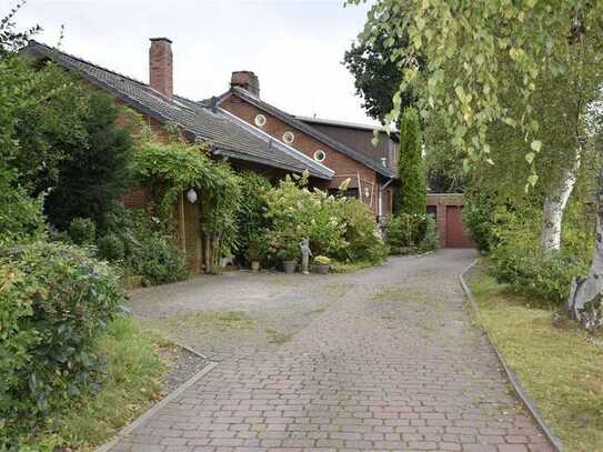 An der schönen südl. Nordsee!
Interessantes, gepflegtes Wohnhaus im Nordseebad Otterndorf.