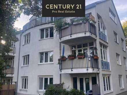 Exklusives Wohnvergnügen: 3-Zimmer-Wohnung mit Balkon und außergewöhnlichem Flair