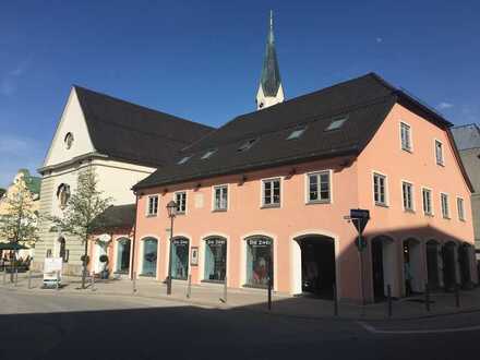 Individuelles charmantes Büro in einem schön sanierten Altbau. - Sehr Zentral.