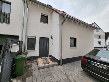Erstbezug: schöne 3-Zimmer-Doppelhaushälfte mit Einbauküche in Germersheim, Germersheim